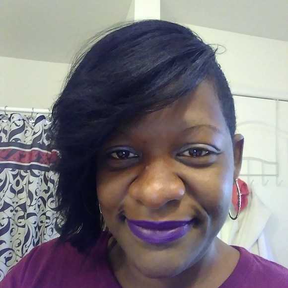 Meet your Posher, Paula - Picture 1 of 1